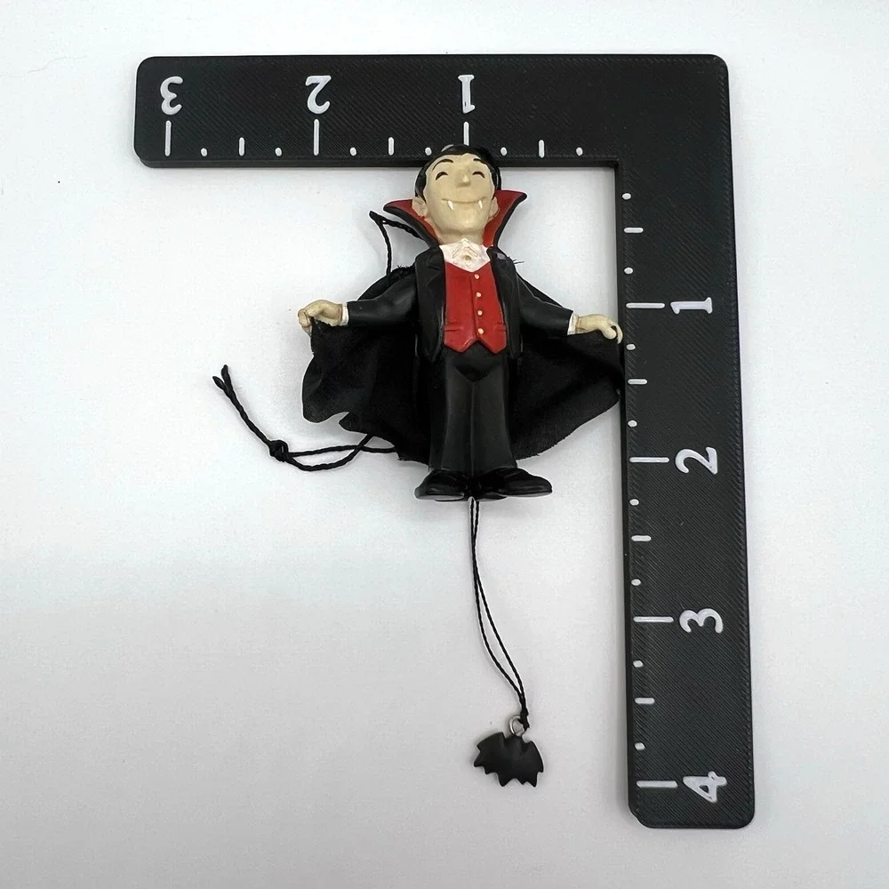 Hallmark Halloween Ornament The Master Pull String Vampire Dracula 2004